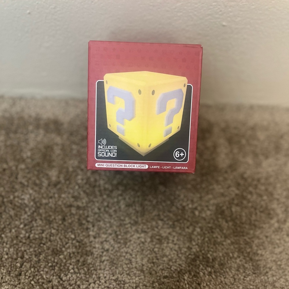 Mario Cart Question Mark Light With Animation/Sound